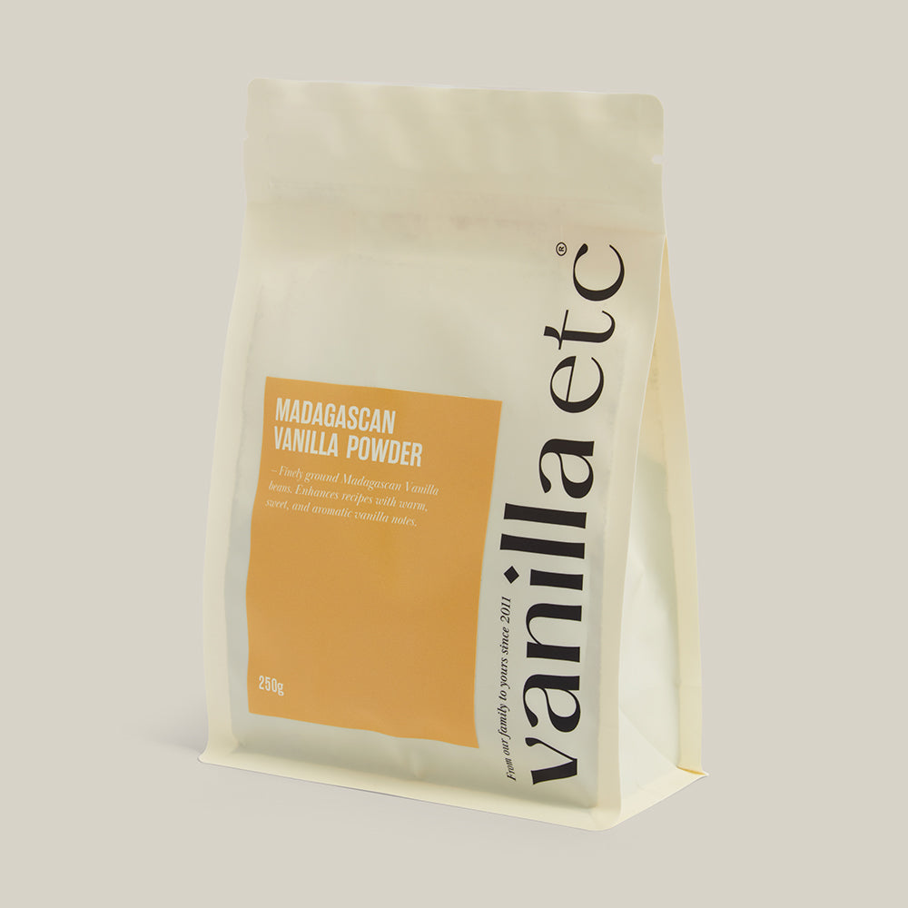 Vanilla powder package with 'vanillaetc' branding on a light background